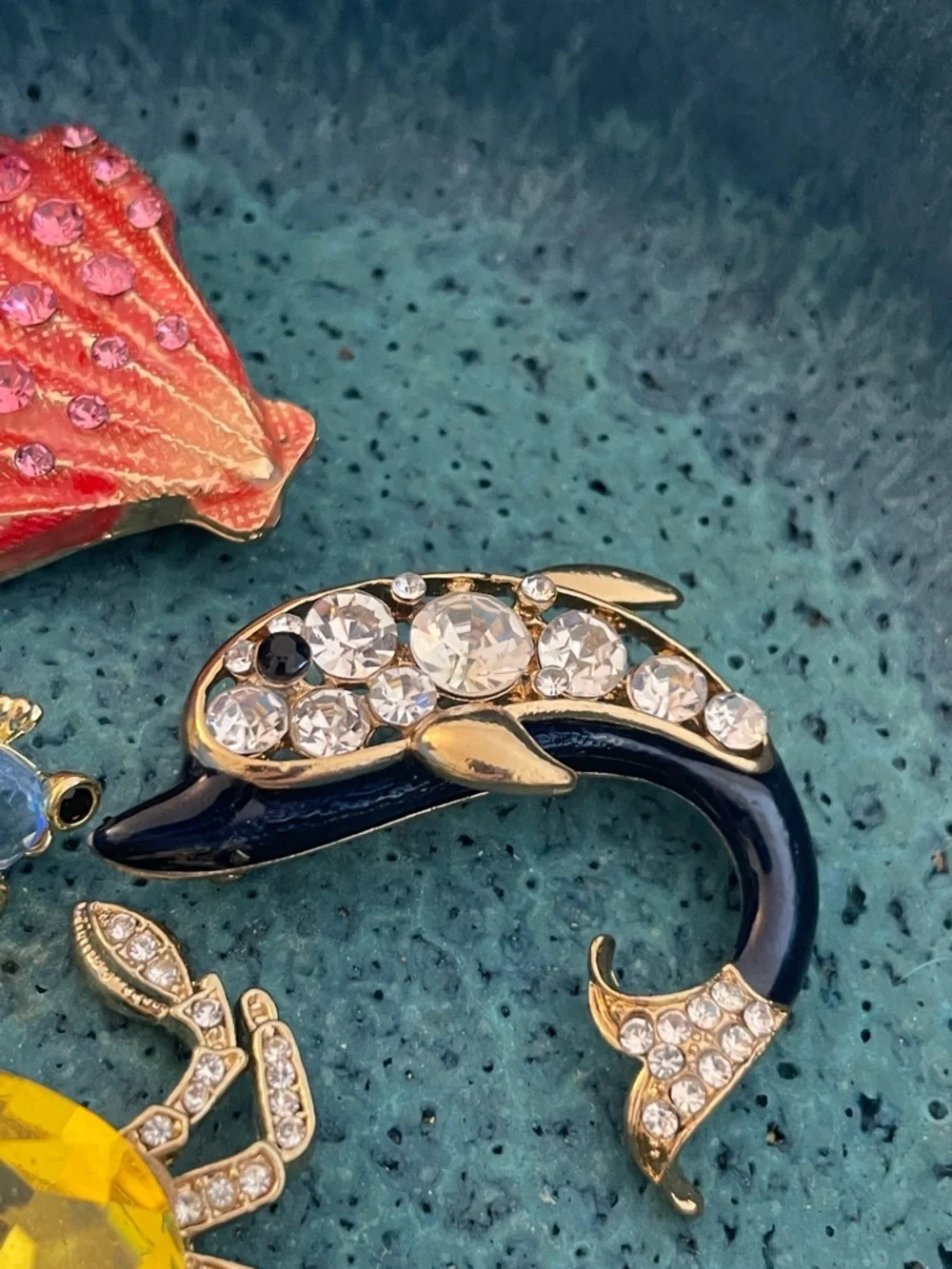 Sea Life Brooch Bundle Crab Fish Coastal Resort Vacation Jewelry Summer Accessor
